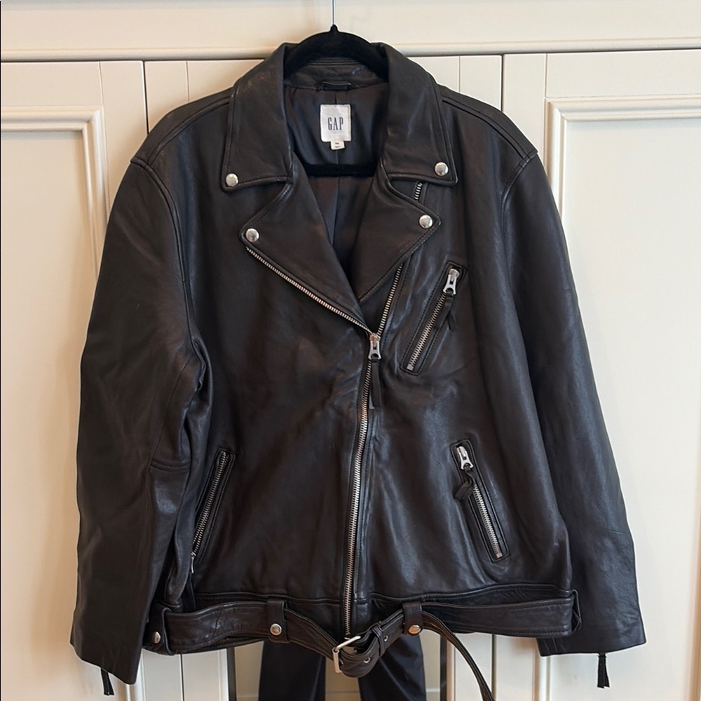 GAP Women's Black Leather Jacket Genuine Lamb